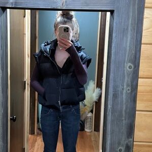 Black Abercrombie Puffer Vest - S